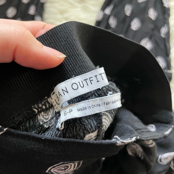 URBAN OUTFITTERS Tia Wrap Trousers - Picture 3 of 4